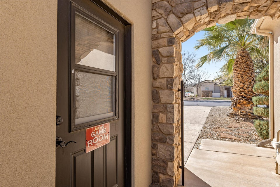 KNOLLS AT LITTLE VALLEY 3 - Residential