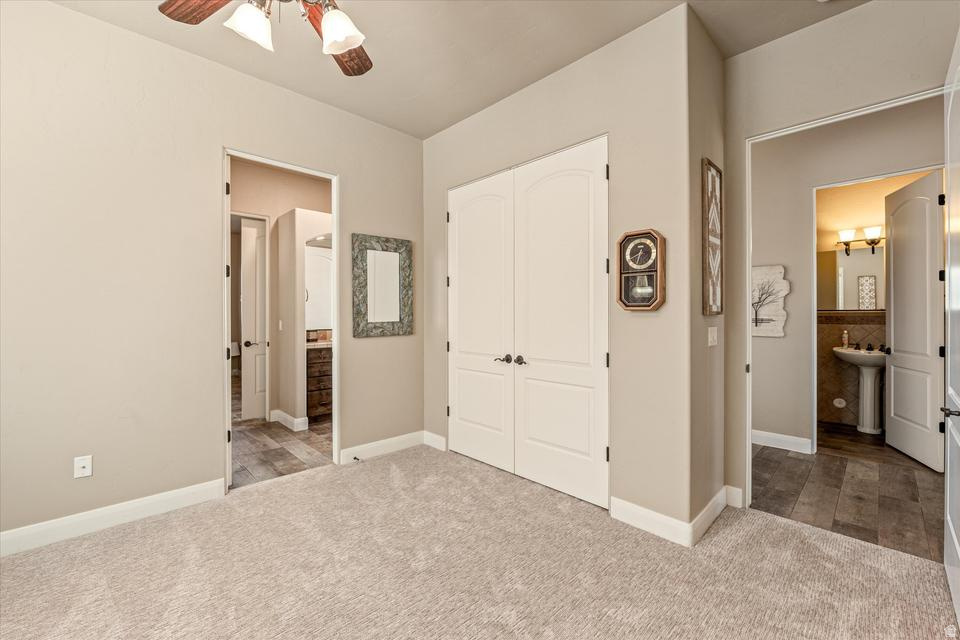 KNOLLS AT LITTLE VALLEY 3 - Residential