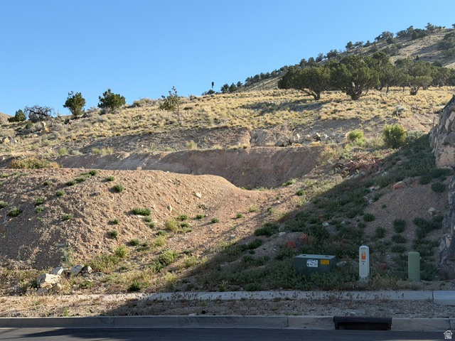 CANYON RIDGE - Land