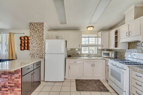 Tiny photo for 3314 S WESTCREST DR #33, West Valley City, UT 84120 (MLS # 2128978)