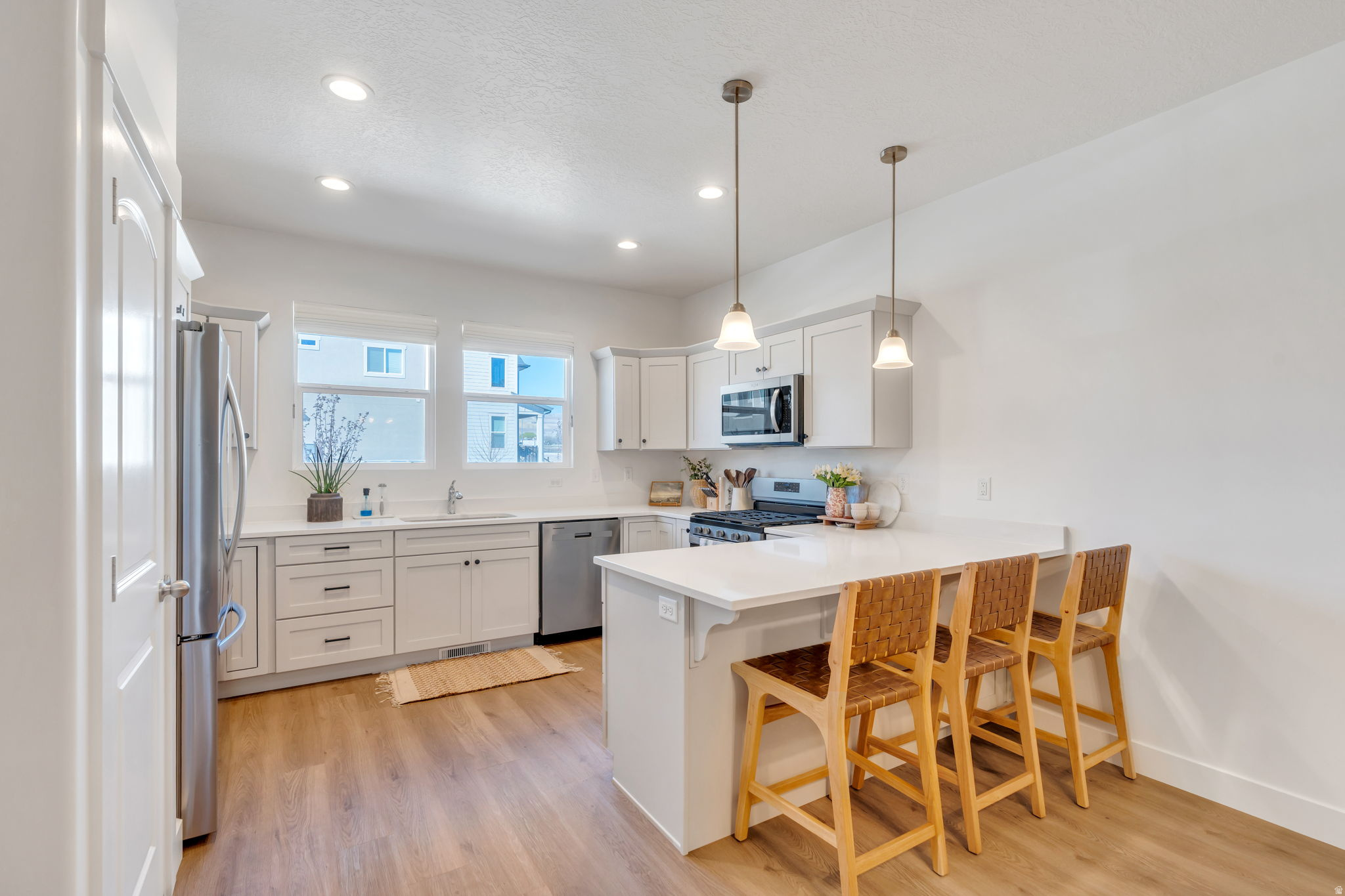 MOUNTAIN RIDGE - Residential