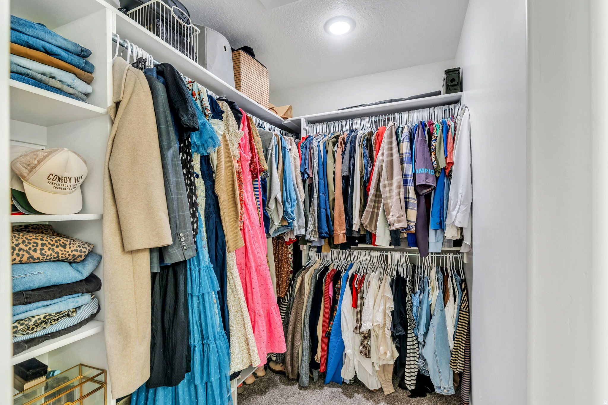 MOUNTAIN RIDGE - Residential