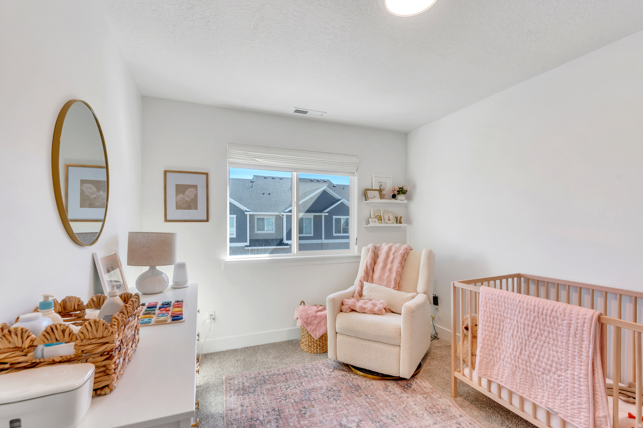 MOUNTAIN RIDGE - Residential