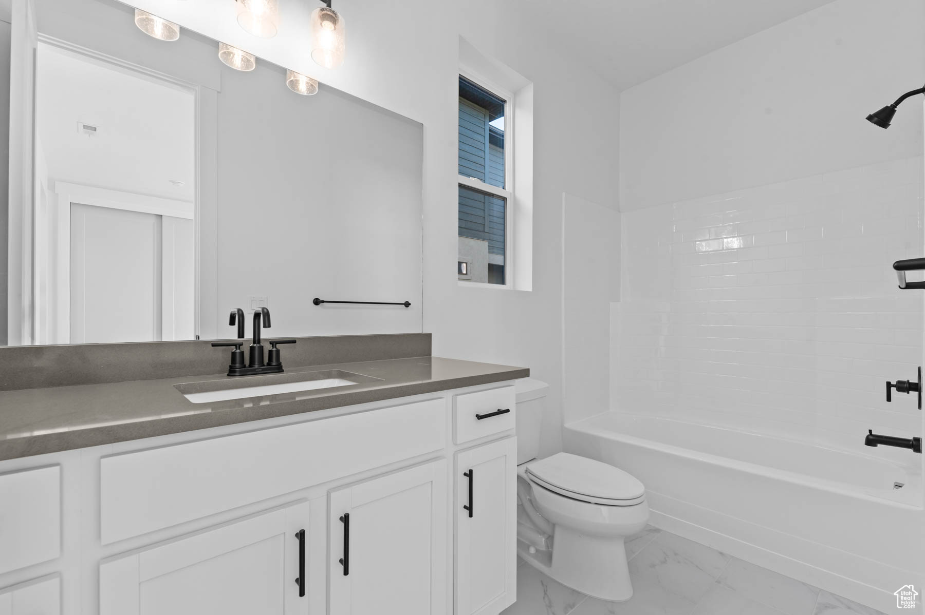 HOLBROOK PLACE E VILLAS 603 - Residential