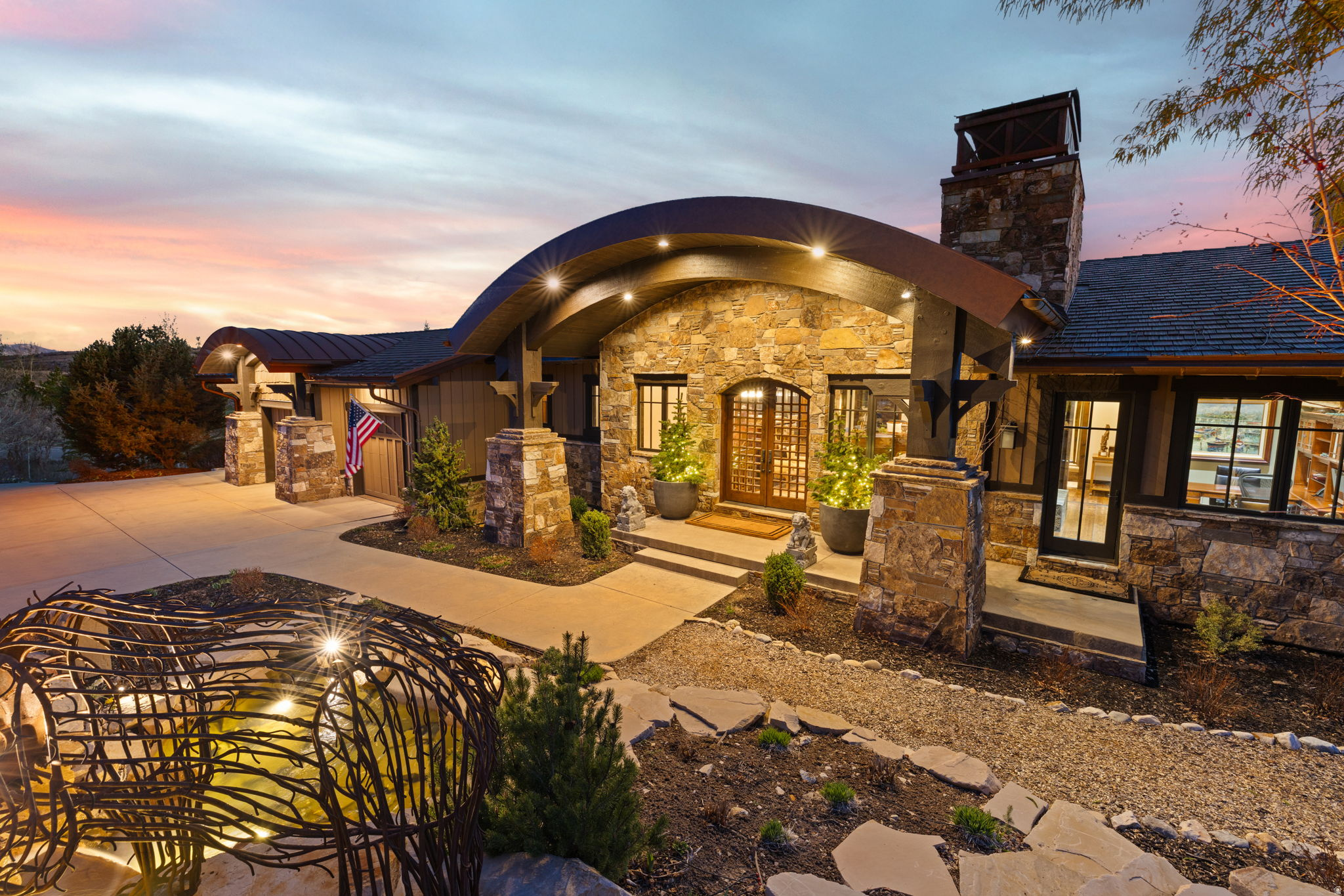 TUHAYE - Residential