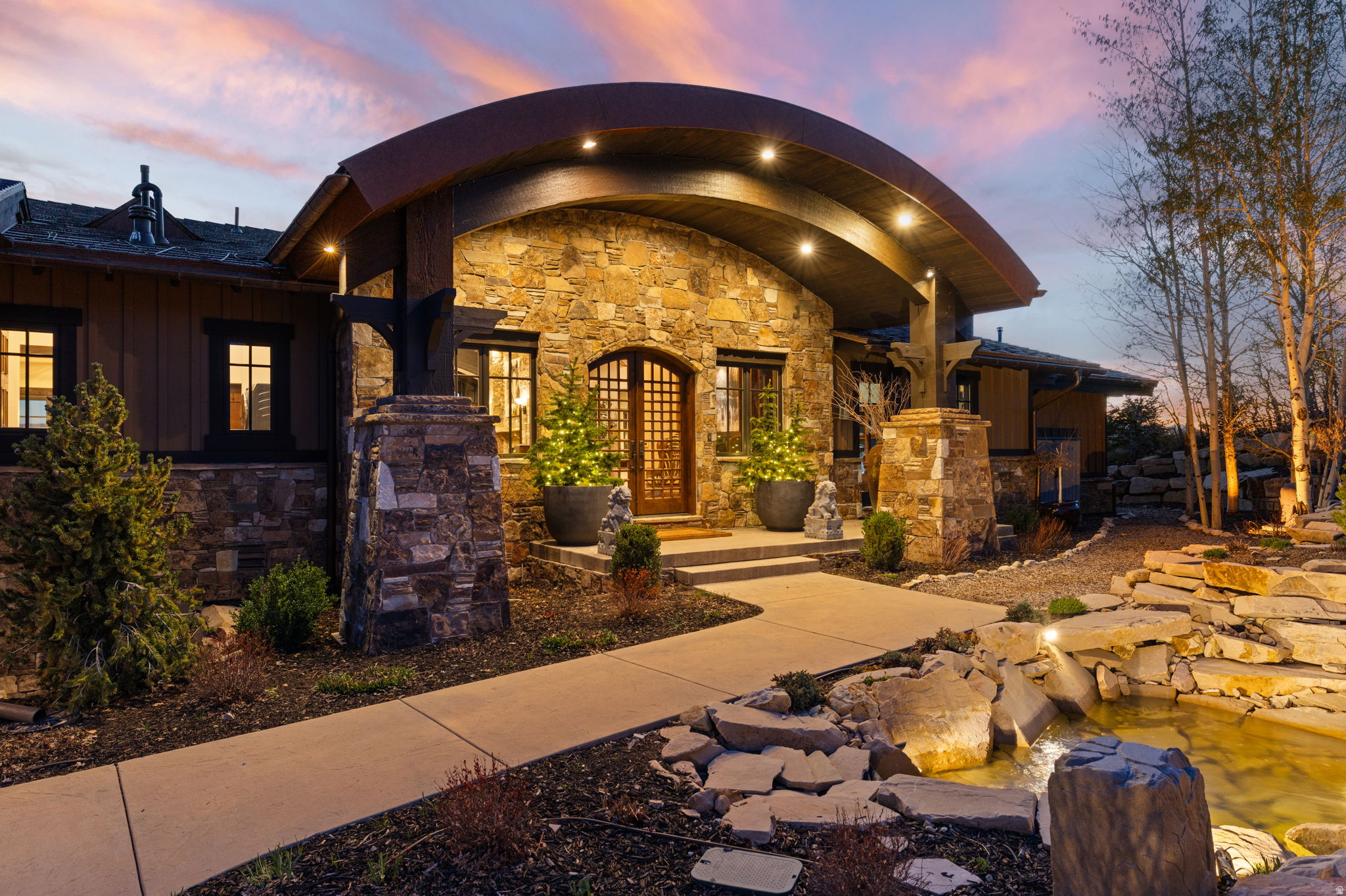 TUHAYE - Residential