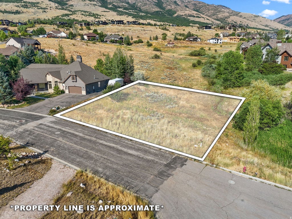 Photo of 5522 E BUCKHORN DR N, Eden, UT 84310 (MLS # 2175936)