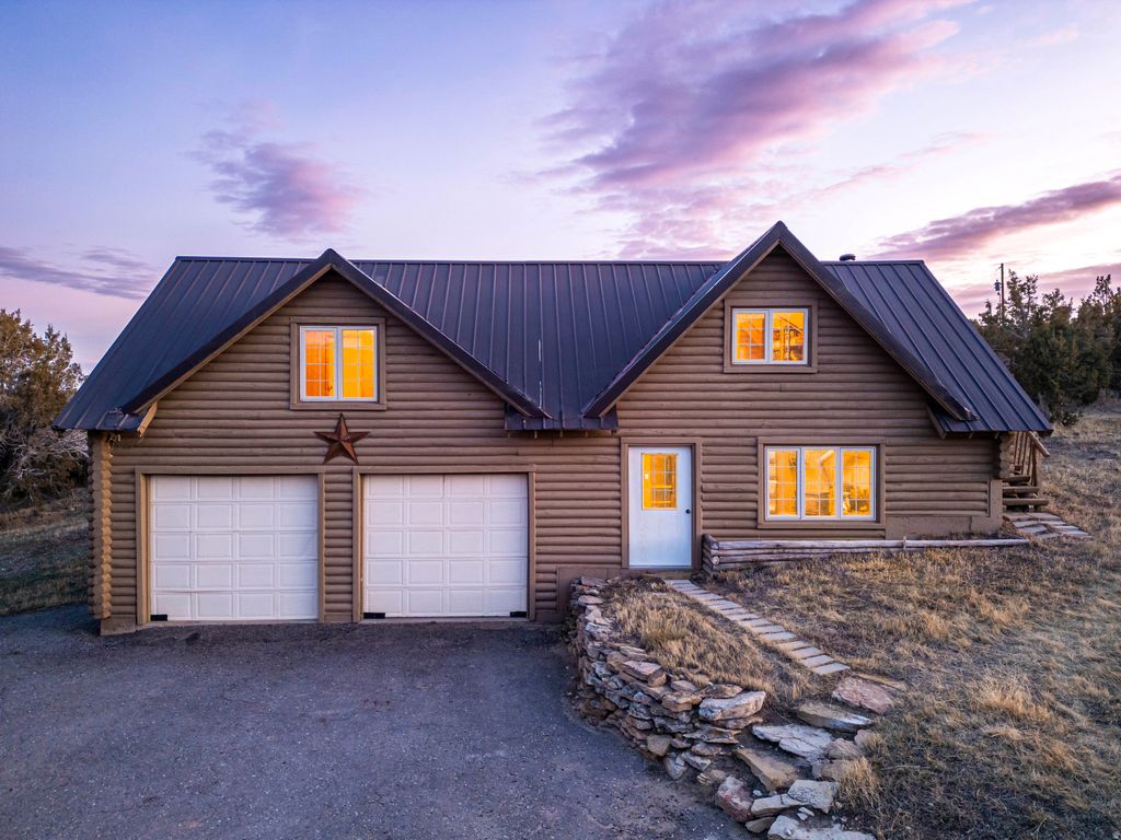 Photo of 15718 N DEEP CREEK RD, Lapoint, UT 84039 (MLS # 2144047)