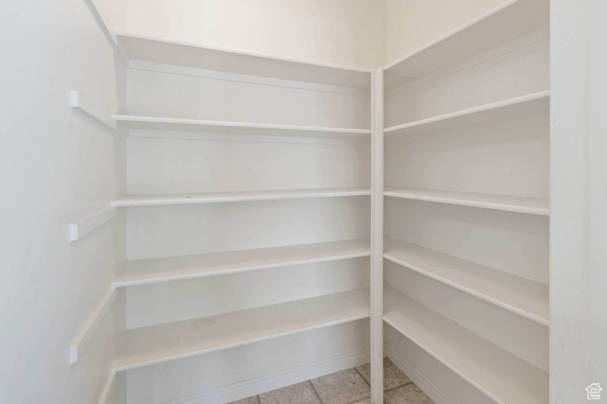 MOUNTAIN RIDGE PHASE - Residential