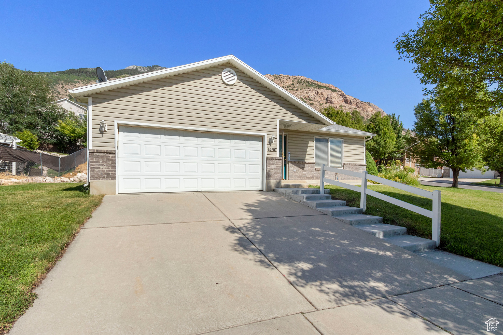 MOUNTAIN RIDGE PHASE - Residential