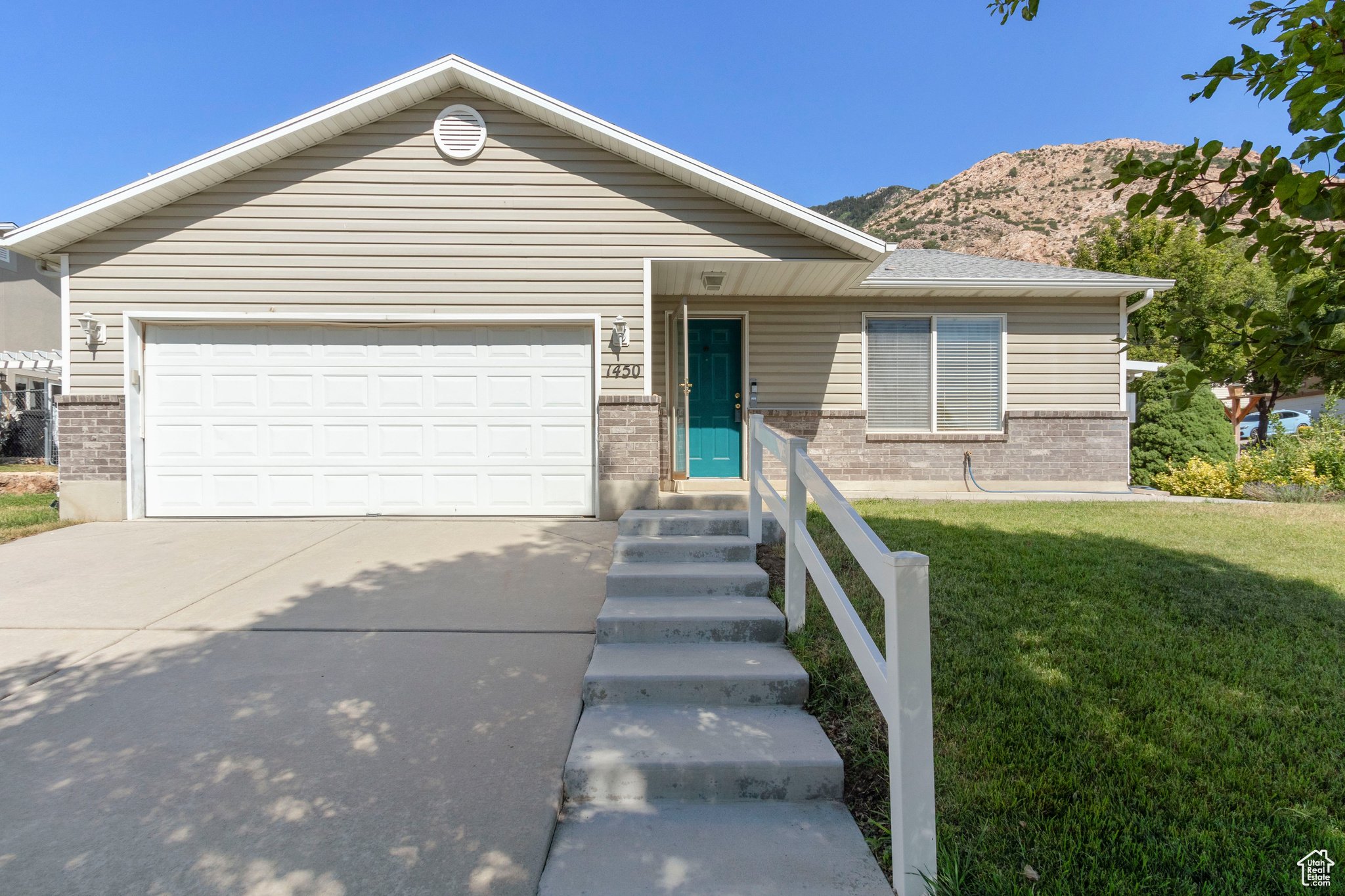 MOUNTAIN RIDGE PHASE - Residential