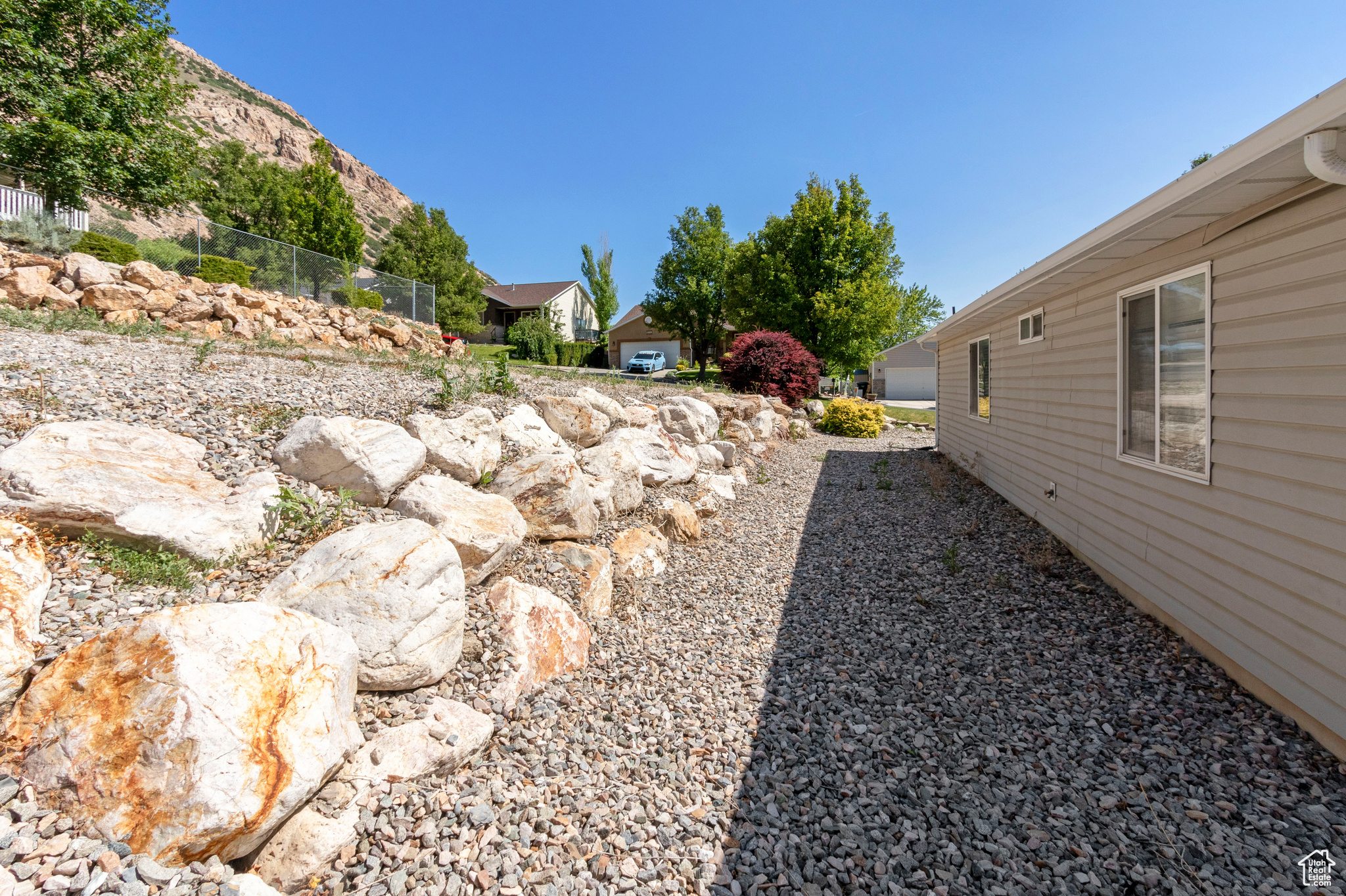 MOUNTAIN RIDGE PHASE - Residential