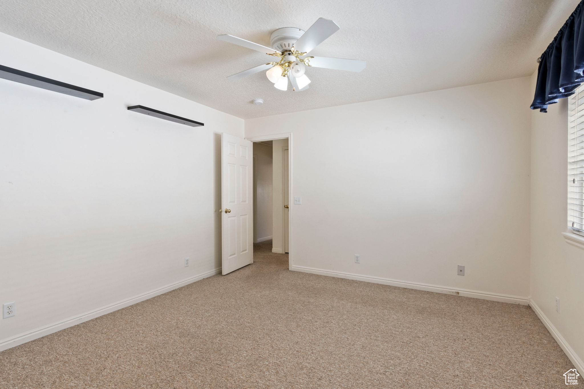 MOUNTAIN RIDGE PHASE - Residential