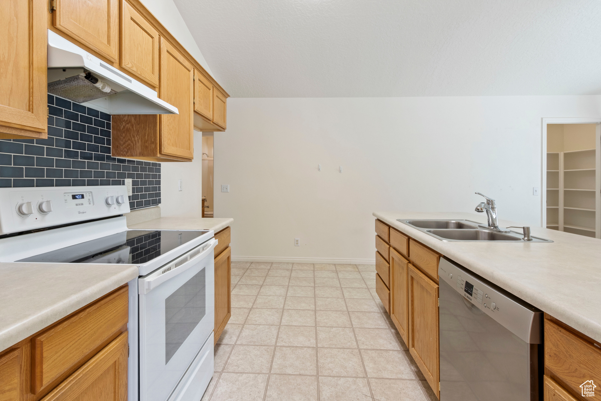 MOUNTAIN RIDGE PHASE - Residential