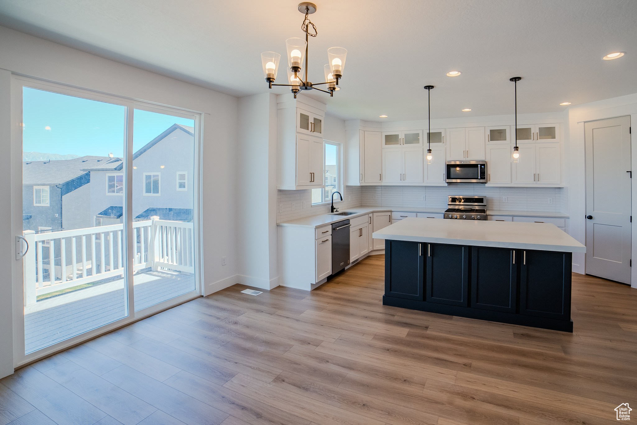 3358 S Heathercrest Dr, Saratoga Springs, Utah image 4