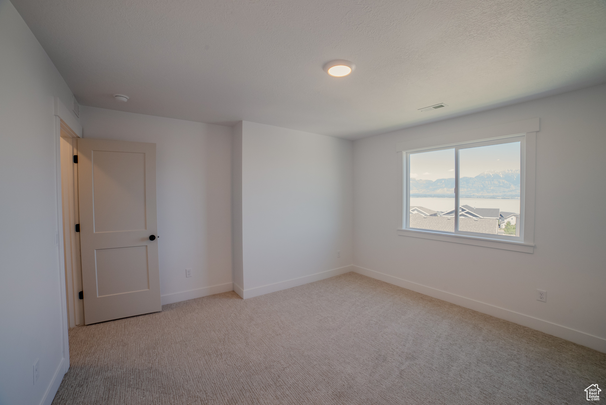 3358 S Heathercrest Dr, Saratoga Springs, Utah image 25