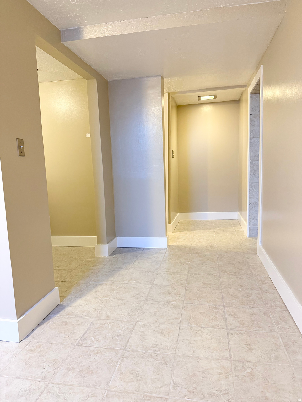 FAIRLANE HEIGHTS - Residential