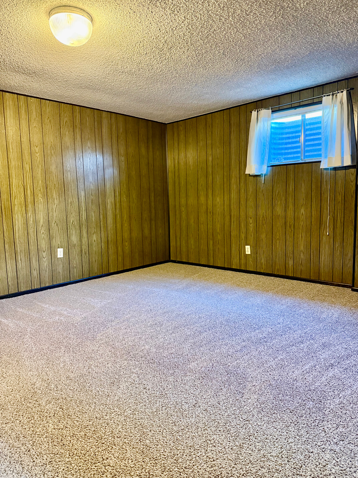 FAIRLANE HEIGHTS - Residential