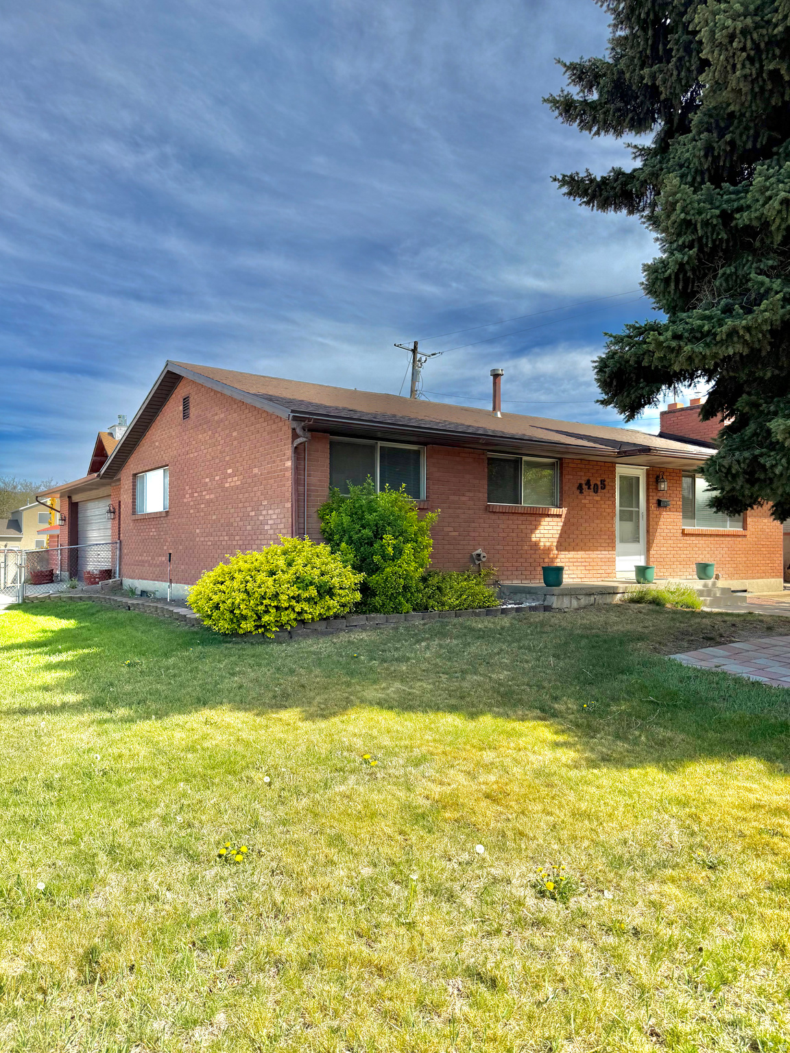 FAIRLANE HEIGHTS - Residential