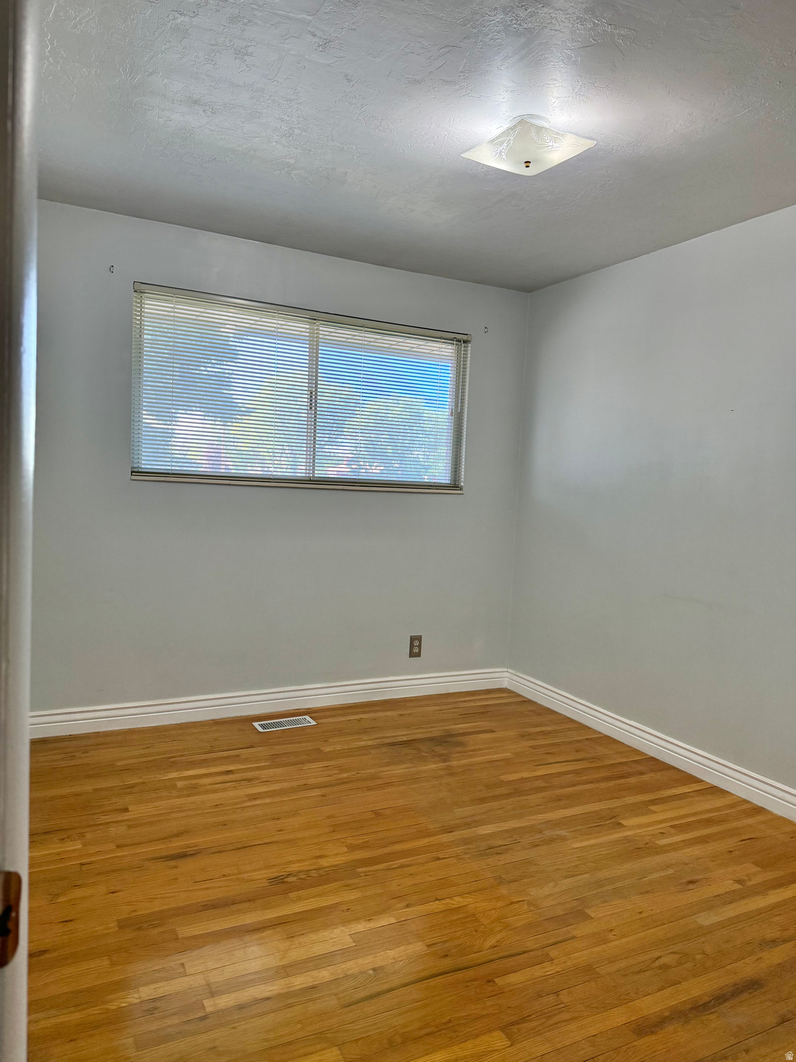 FAIRLANE HEIGHTS - Residential