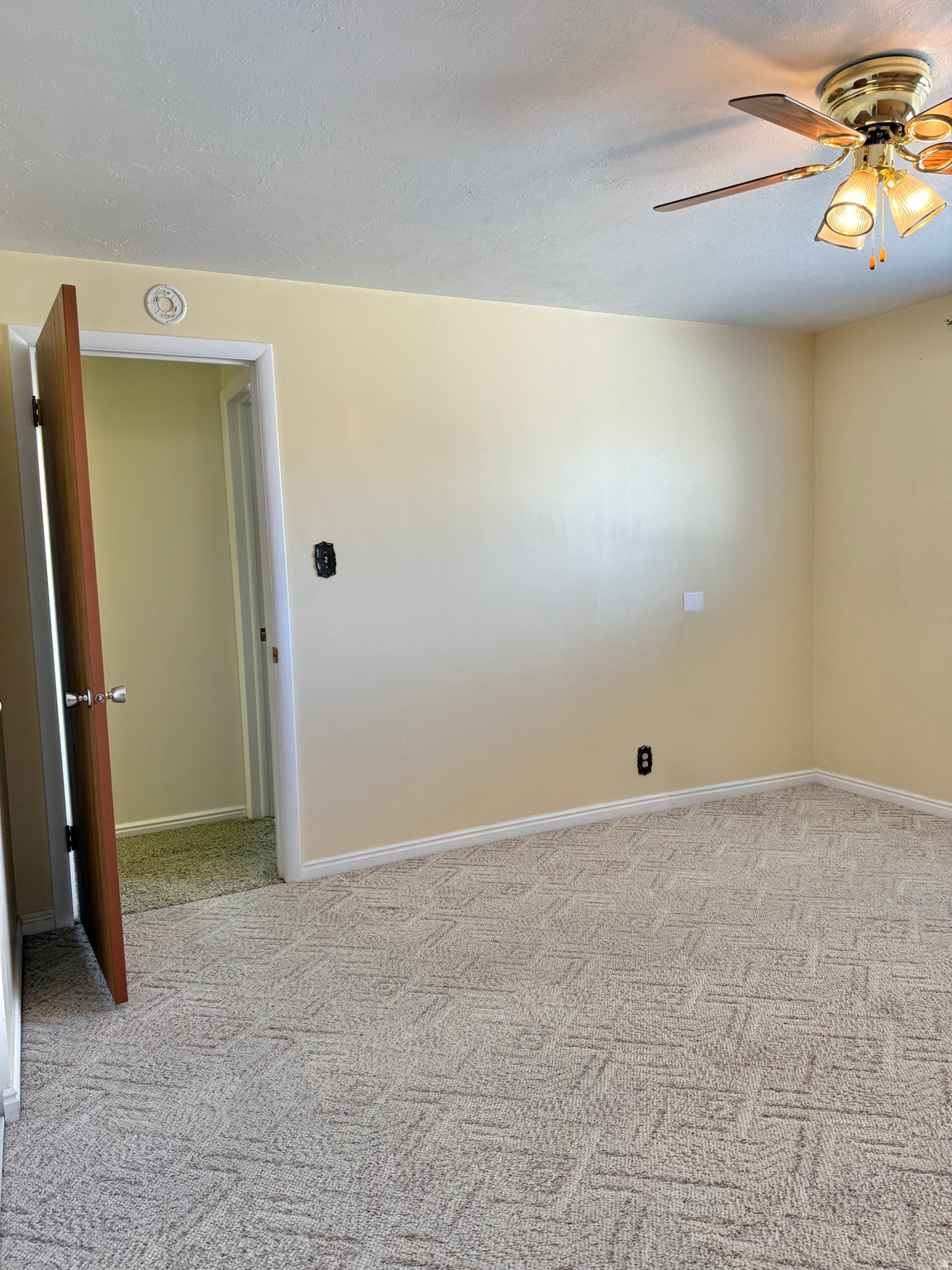 FAIRLANE HEIGHTS - Residential