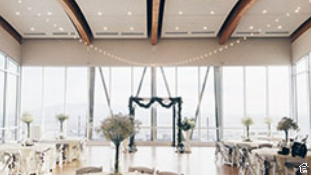 TRAVERSE MOUNTAIN - Land