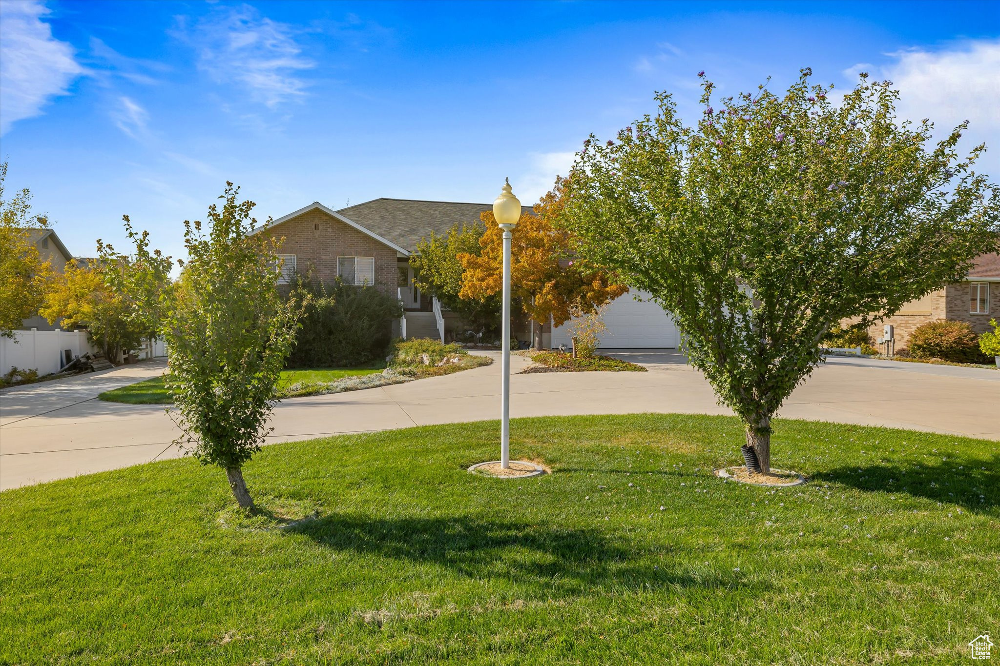 BRENTWOOD - Residential