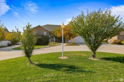 Tiny photo for 3011 N 1000 W, Pleasant View, UT 84414 (MLS # 2102744)