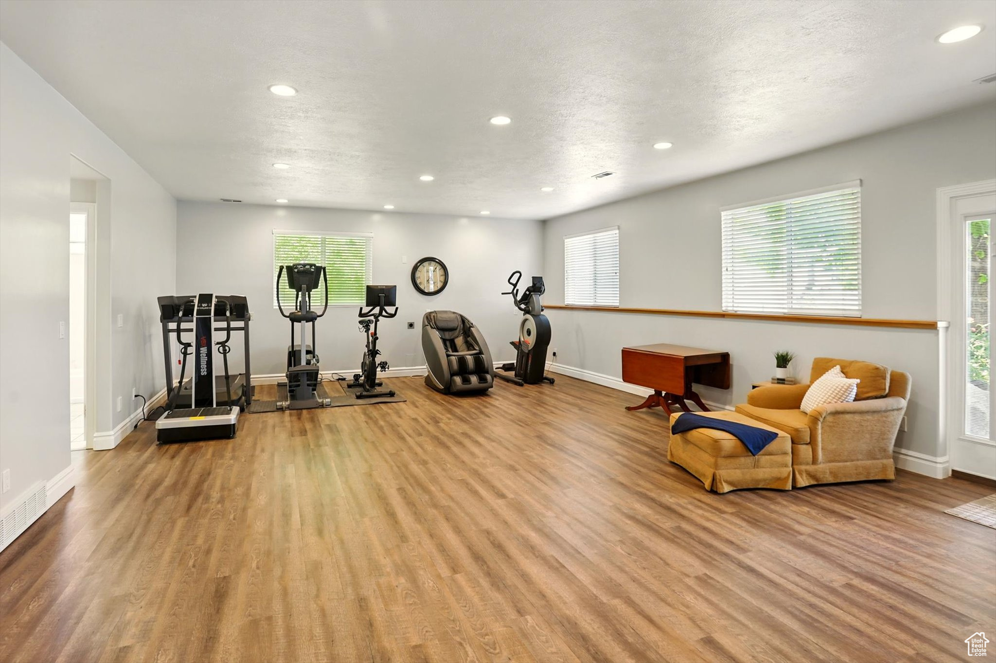 BRENTWOOD - Residential