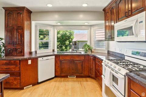 Tiny photo for 3011 N 1000 W, Pleasant View, UT 84414 (MLS # 2102744)