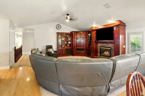 Tiny photo for 3011 N 1000 W, Pleasant View, UT 84414 (MLS # 2102744)