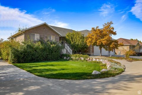 Photo of 3011 N 1000 W, Pleasant View, UT 84414 (MLS # 2102744)