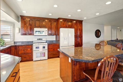 Tiny photo for 3011 N 1000 W, Pleasant View, UT 84414 (MLS # 2102744)