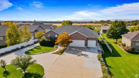 Tiny photo for 3011 N 1000 W, Pleasant View, UT 84414 (MLS # 2102744)