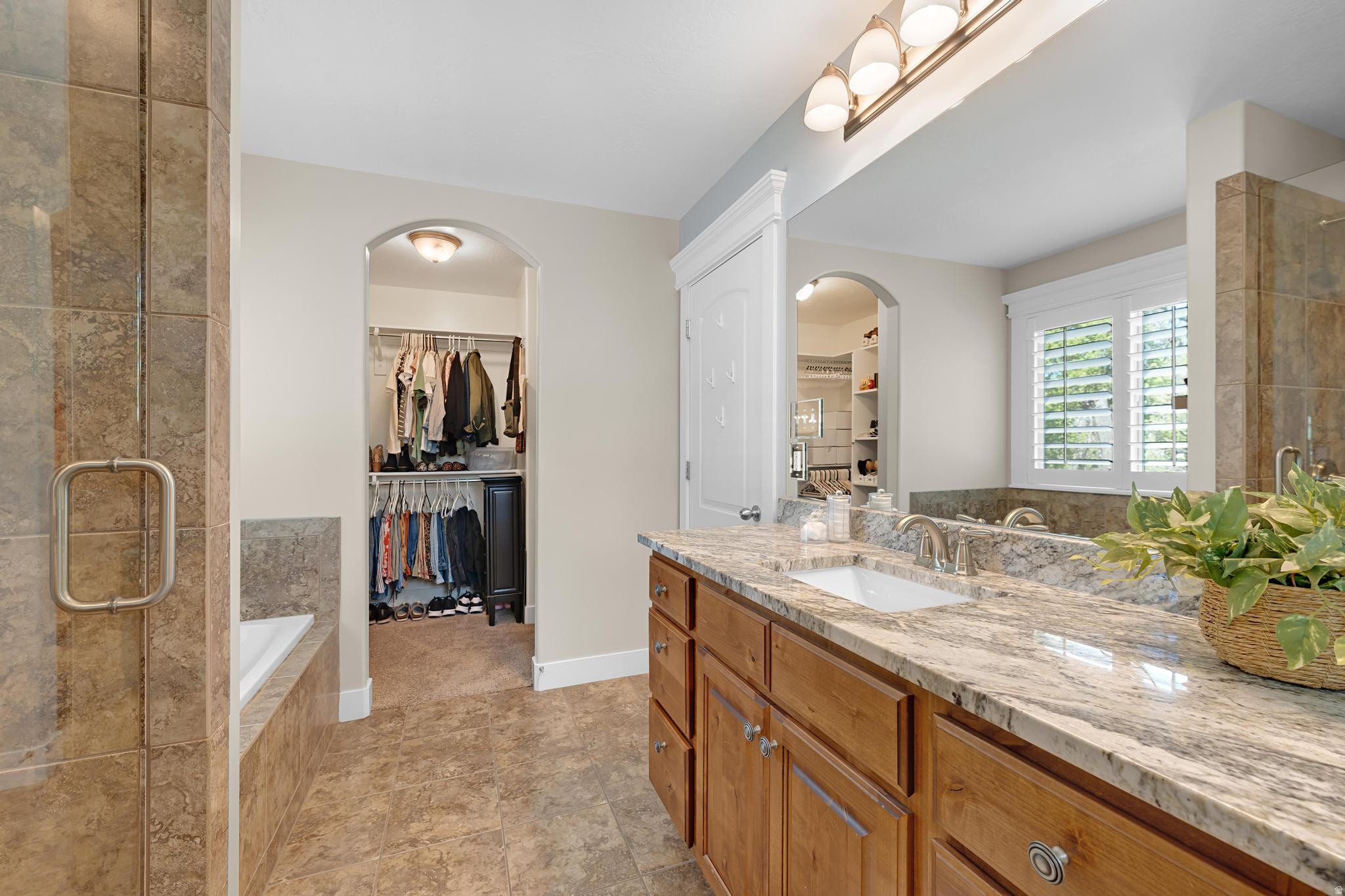 BURCH HOLLOW - Residential