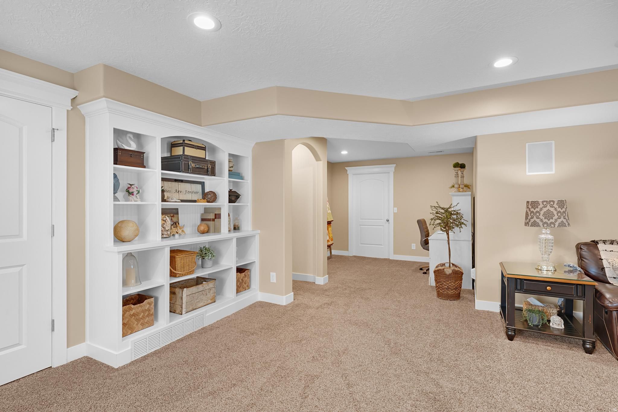 BURCH HOLLOW - Residential