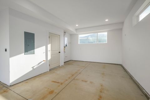 Tiny photo for 92 S 1100 W #4, Farmington, UT 84025 (MLS # 2149691)