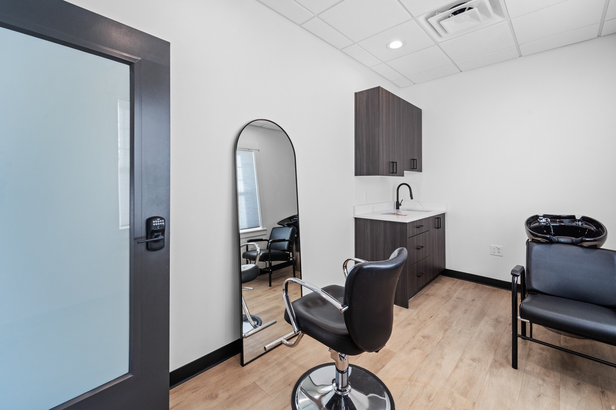 RIDGE - Commercial Sale