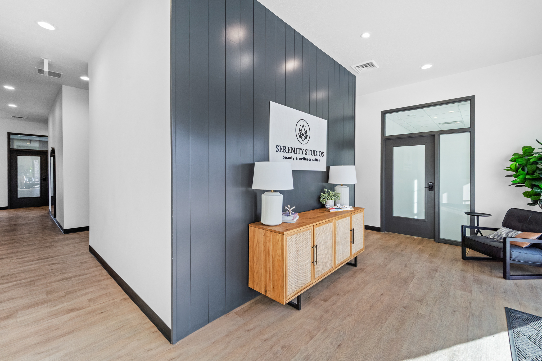 RIDGE - Commercial Sale