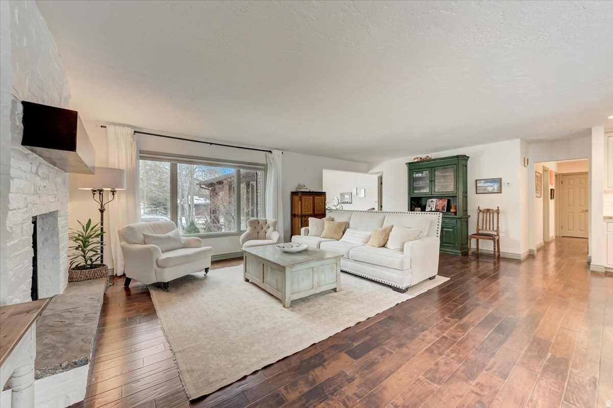 HOLIDAY RANCHETTES SUBDIVISION - Residential