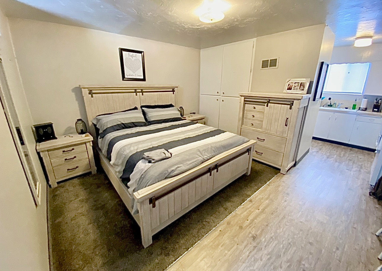 TWIN TERRACE VILLAGE - Residential Income