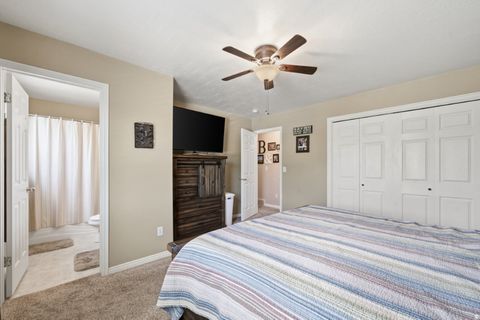 Tiny photo for 2029 N 1720 W, Clinton, UT 84015 (MLS # 2150470)