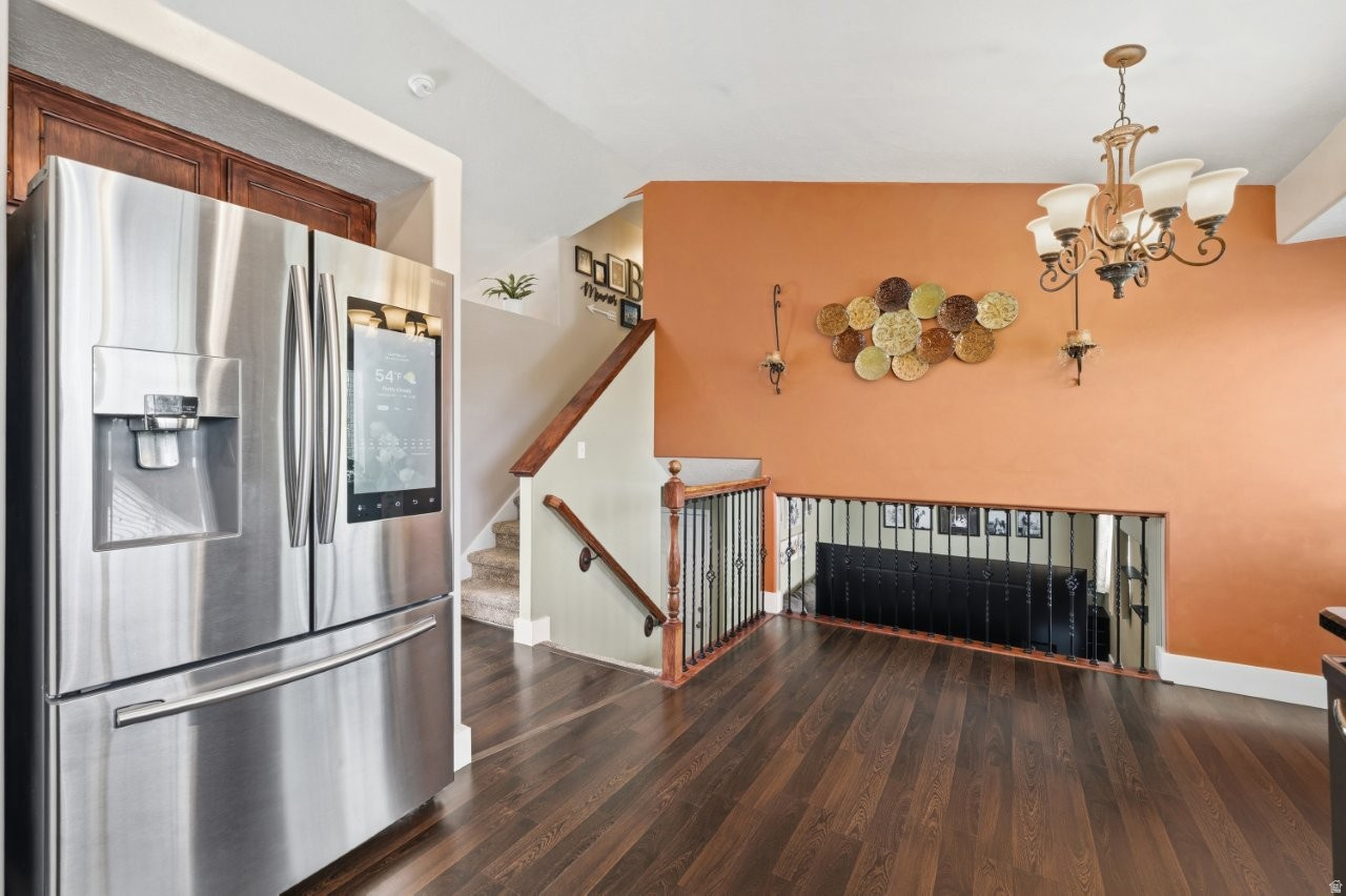 DAWSON ESTATES - Residential