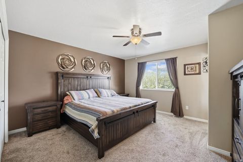 Tiny photo for 2029 N 1720 W, Clinton, UT 84015 (MLS # 2150470)