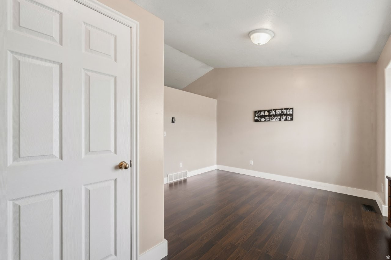 DAWSON ESTATES - Residential