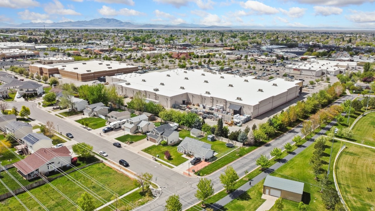 DAWSON ESTATES - Residential