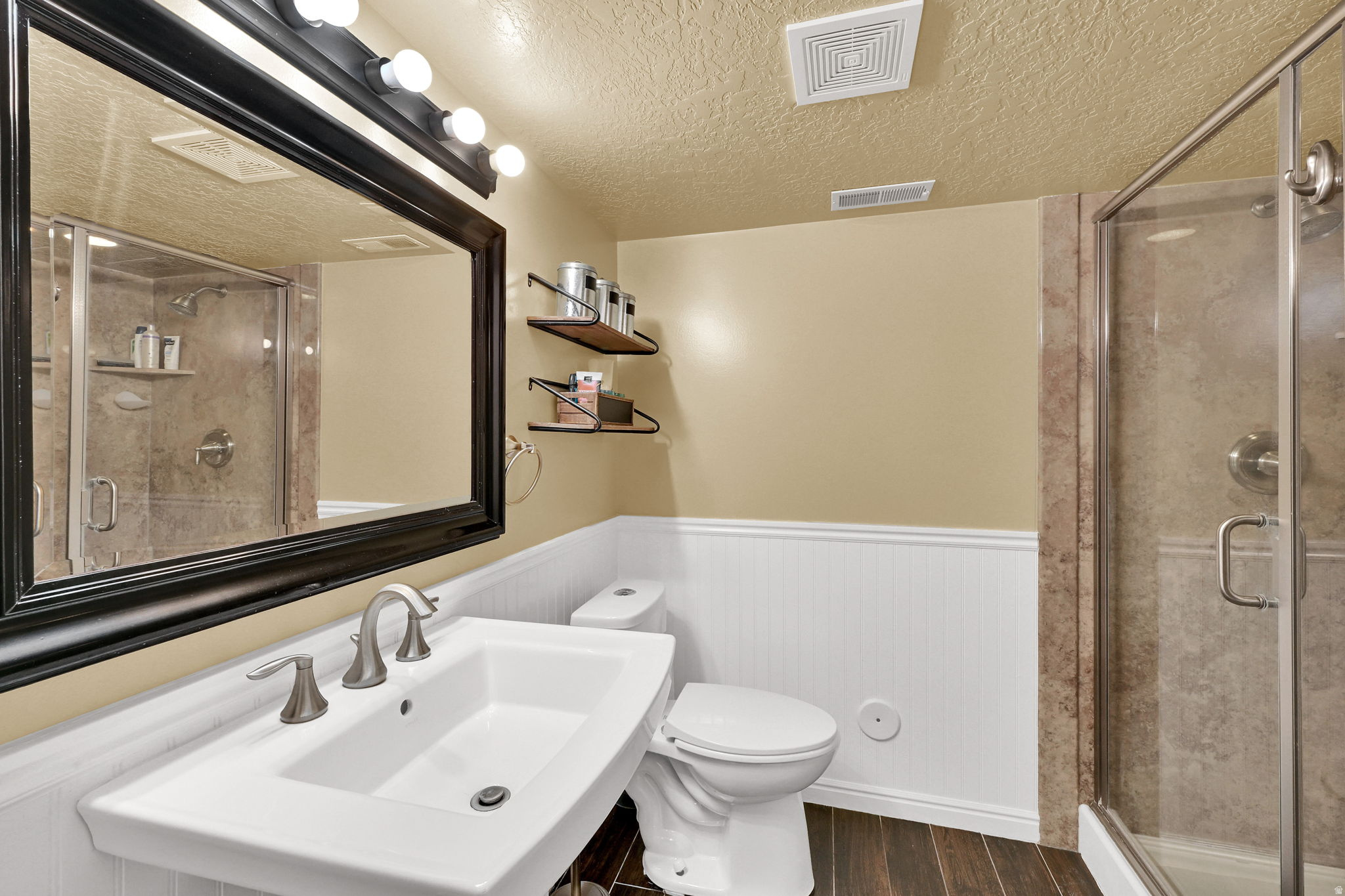 HAWTHORNE II - Residential