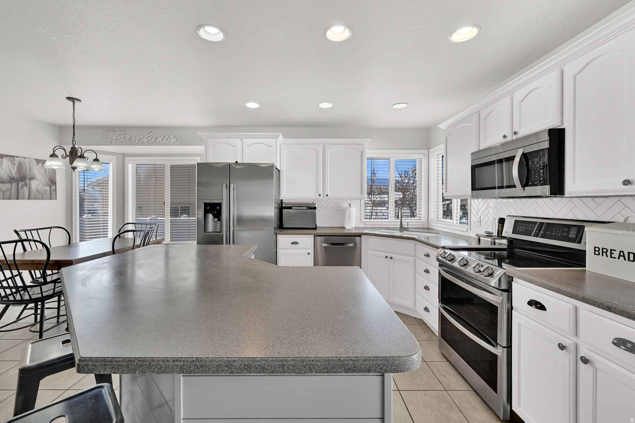 HAWTHORNE II - Residential