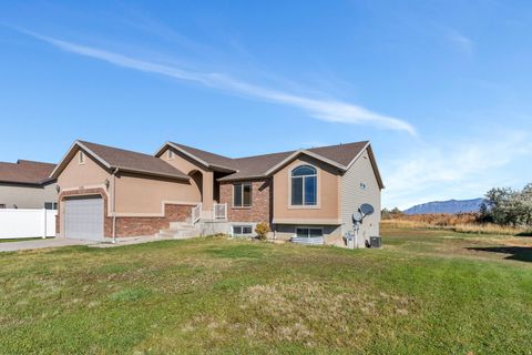 Tiny photo for 4302 W 1550 N, West Point, UT 84015 (MLS # 2120364)