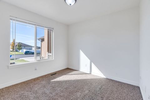 Tiny photo for 4302 W 1550 N, West Point, UT 84015 (MLS # 2120364)